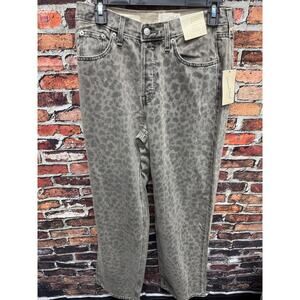 NWT Ladies Universal Thread Light Beige Animal Print Mid Rise 90s Jeans  Sz 2